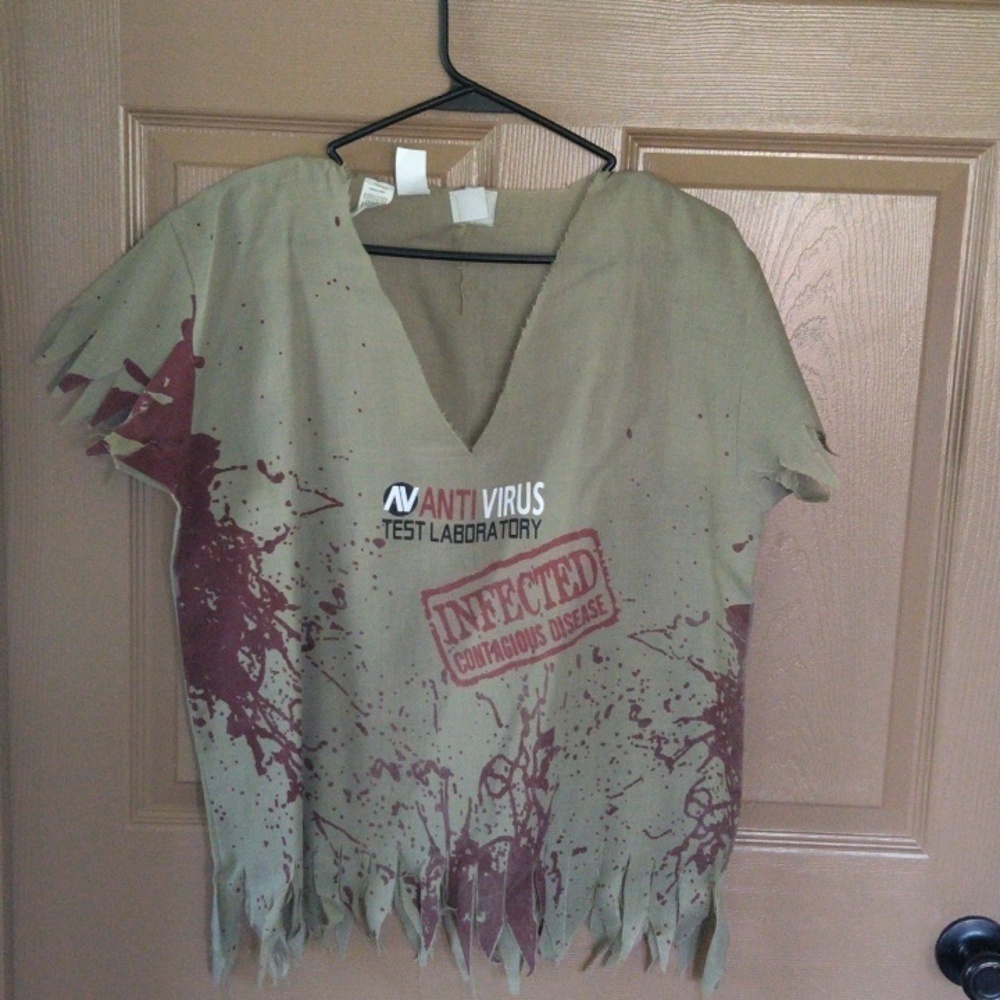 4@30.00 or 15.00 Ladies Top